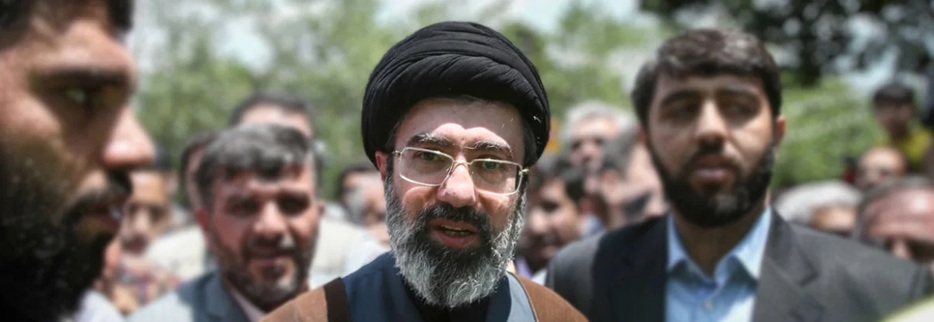 ΗΠΑ – Ιράν: Το παρασκήνιο της συμφωνίας – Πώς έφτασε ο Μοτζτάμπα Χαμενεΐ να πει το ναι στον Τραμπ – Οι διαπραγματεύσεις και τα τηλεφωνήματα