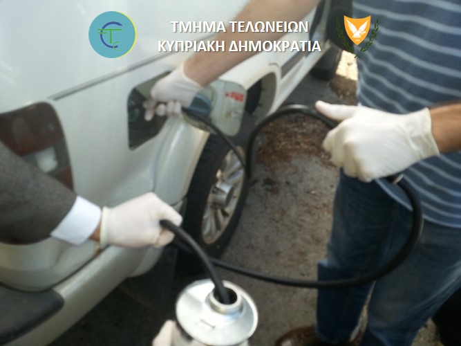 Καμπάνες από το Τελωνείο: Εντόπισε φορτηγά με αφορολόγητο πετρέλαιο και περίπτερα με καπνικά προϊόντα χωρίς άδεια
