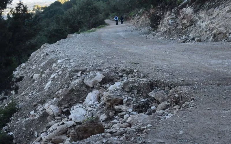 Δήμος Ακάμα: Παραπληροφόρηση γύρω από τις εργασίες στον δρόμο Λουτρά Αφροδίτης – Φοντάνα Αμορόζα – Ζητά επίσκεψη στο σημείο πριν ληφθούν αποφάσεις
