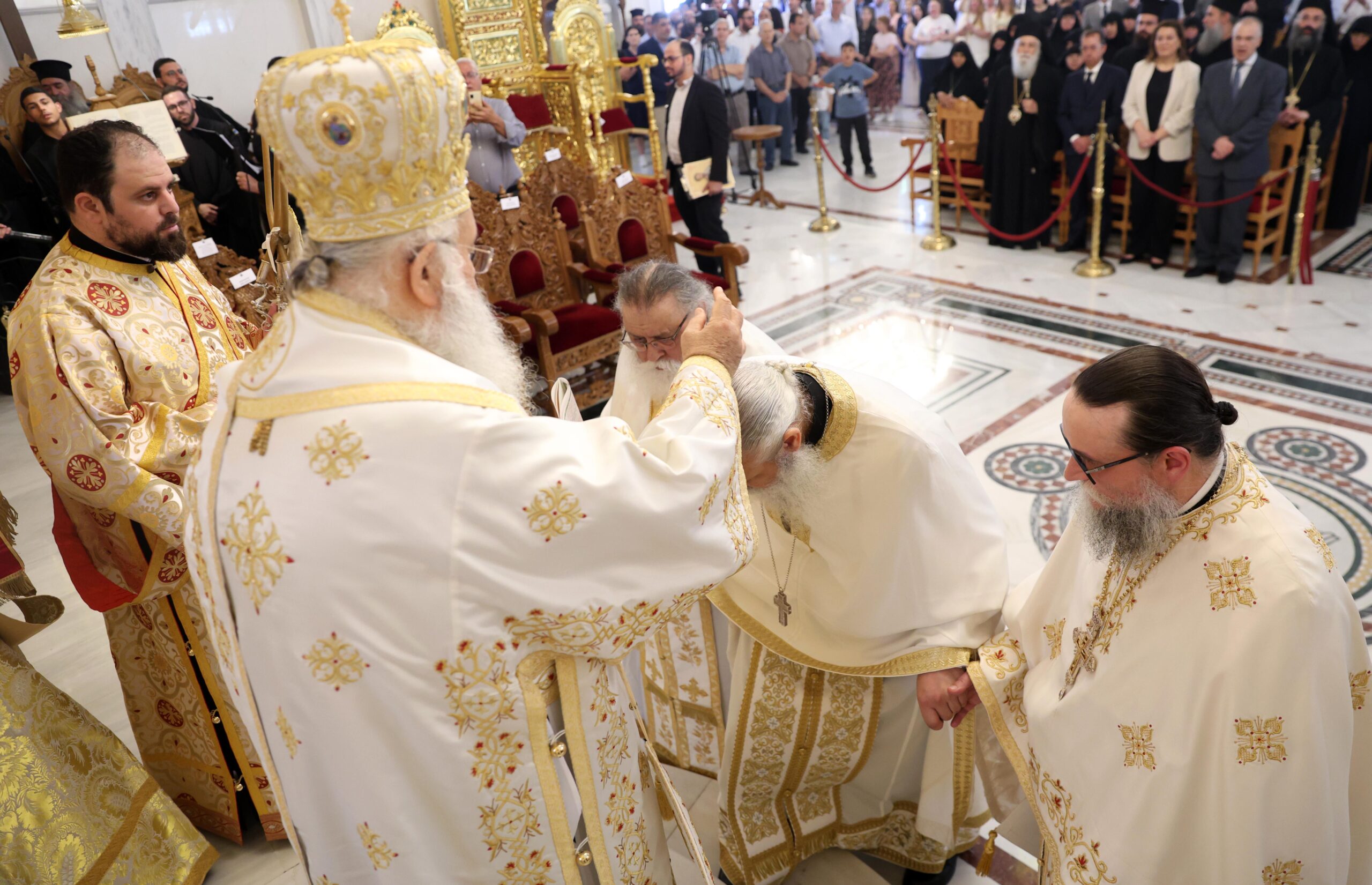 Γύρισε σελίδα η Εκκλησία της Κύπρου: Από την εσωστρέφεια ανο
