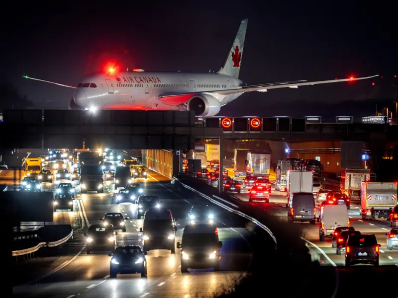 Η Air Canada αναστέλλει τις πτήσεις της προς την Κούβα μετά τις δηλώσεις Τραμπ πως εννοεί να «πάρει τον έλεγχό» της