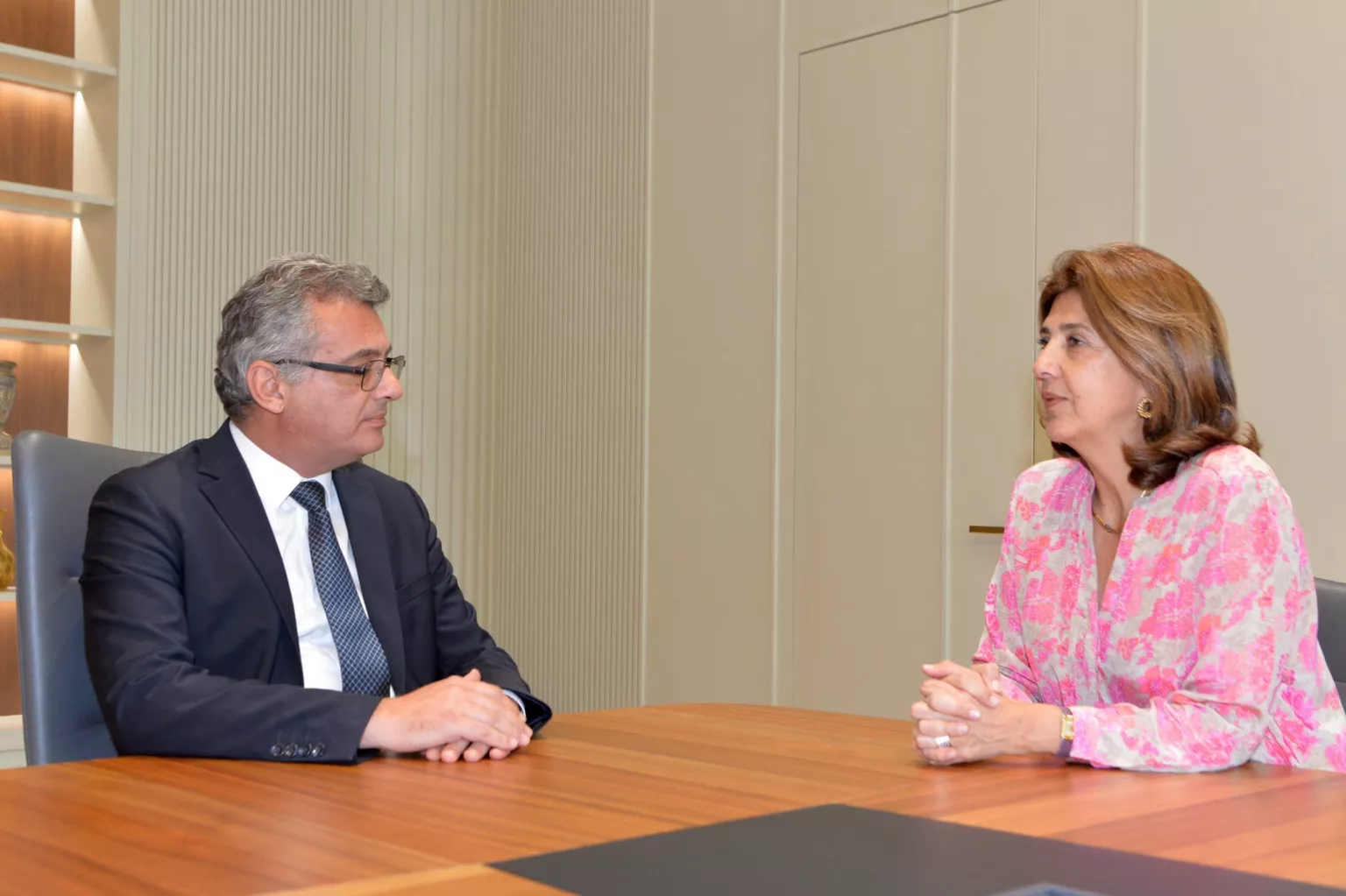 Έρχιουρμαν: Πρέπει να ξεκαθαριστεί το περιεχόμενο 