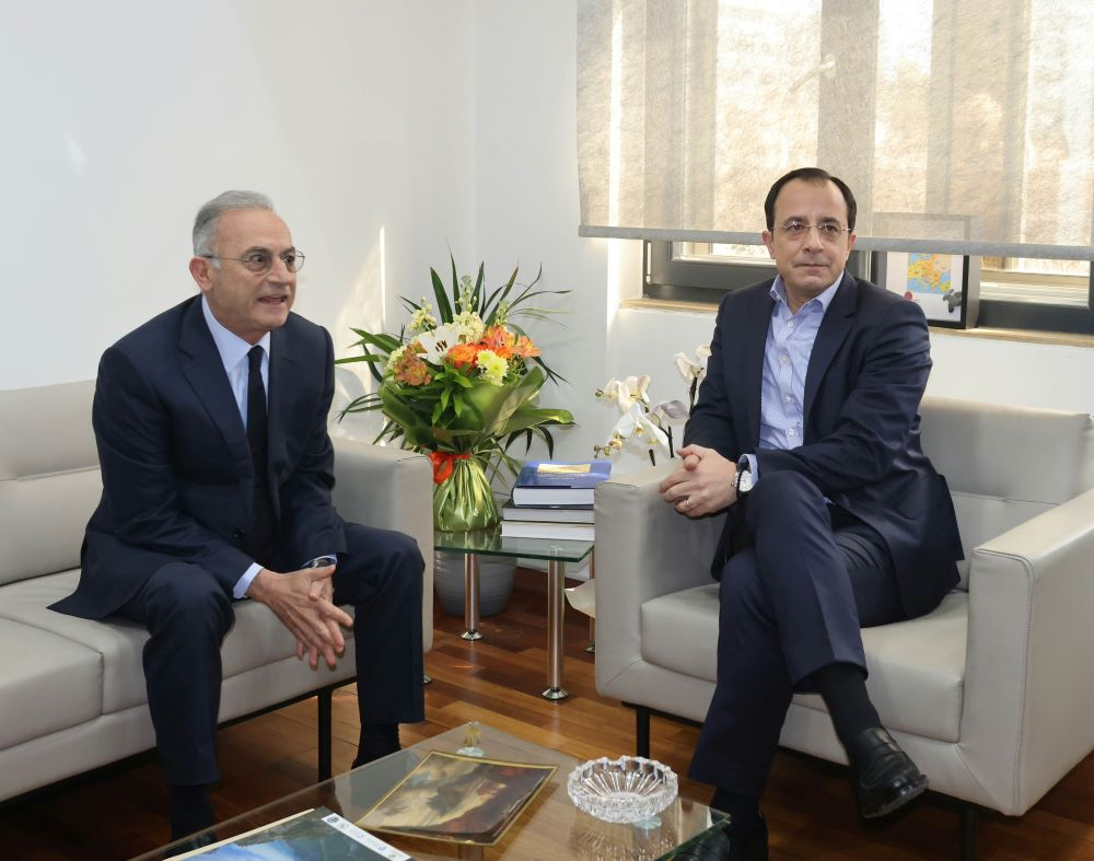 Παρέμβαση Αβέρωφ για Κυπριακό: «Σοβαρεύουν τα πράγματα… Αν ο